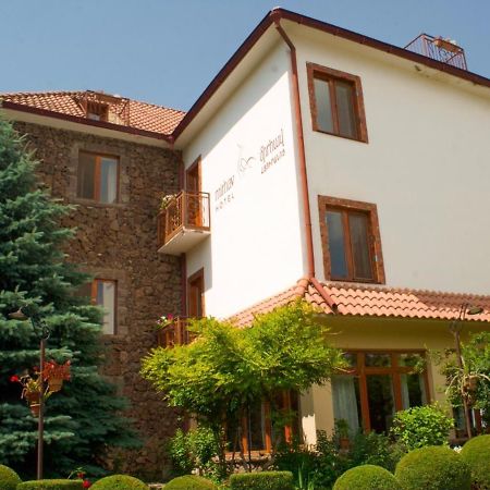 Hotel Mirhav Goris Εξωτερικό φωτογραφία