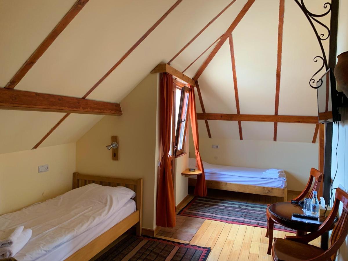 Hotel Mirhav Goris Εξωτερικό φωτογραφία