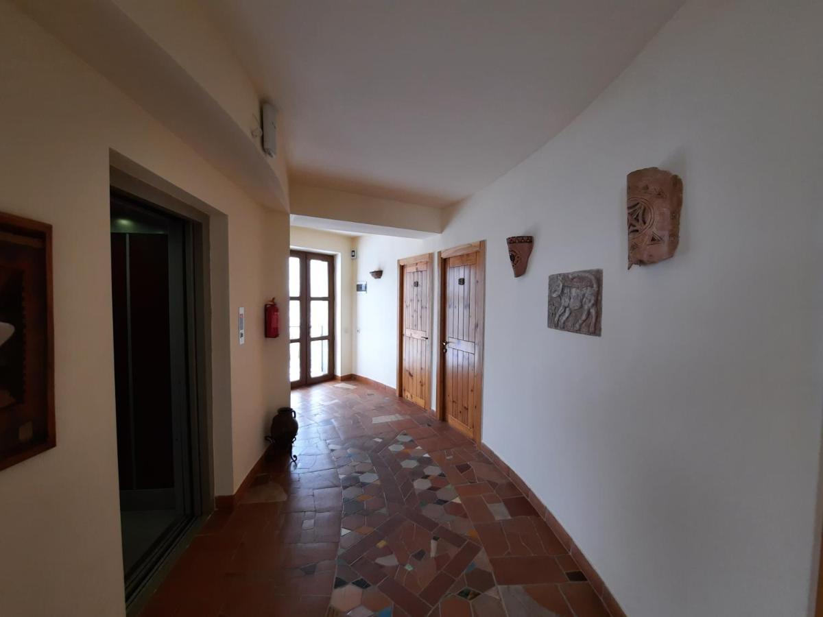 Hotel Mirhav Goris Εξωτερικό φωτογραφία