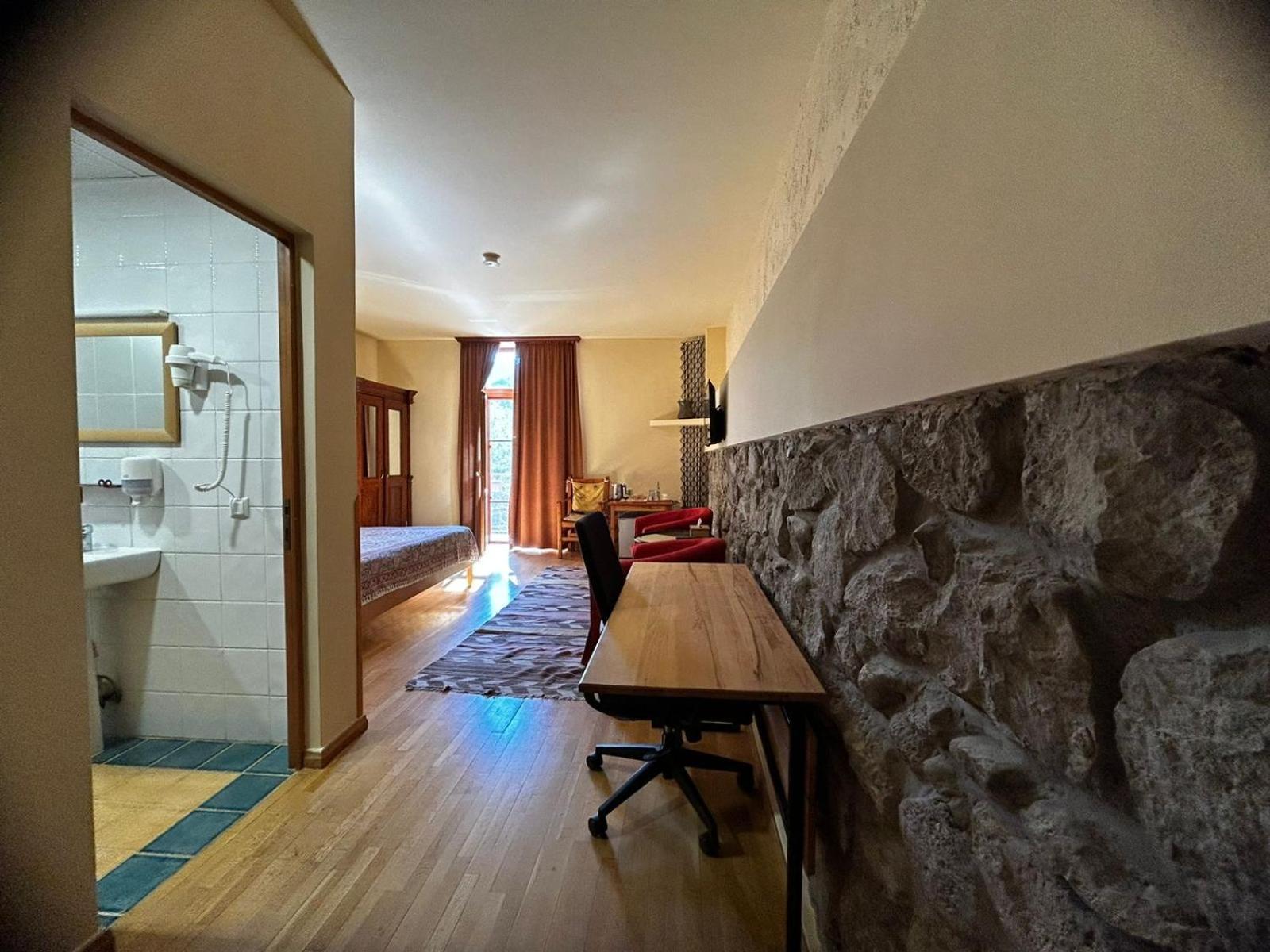Hotel Mirhav Goris Εξωτερικό φωτογραφία