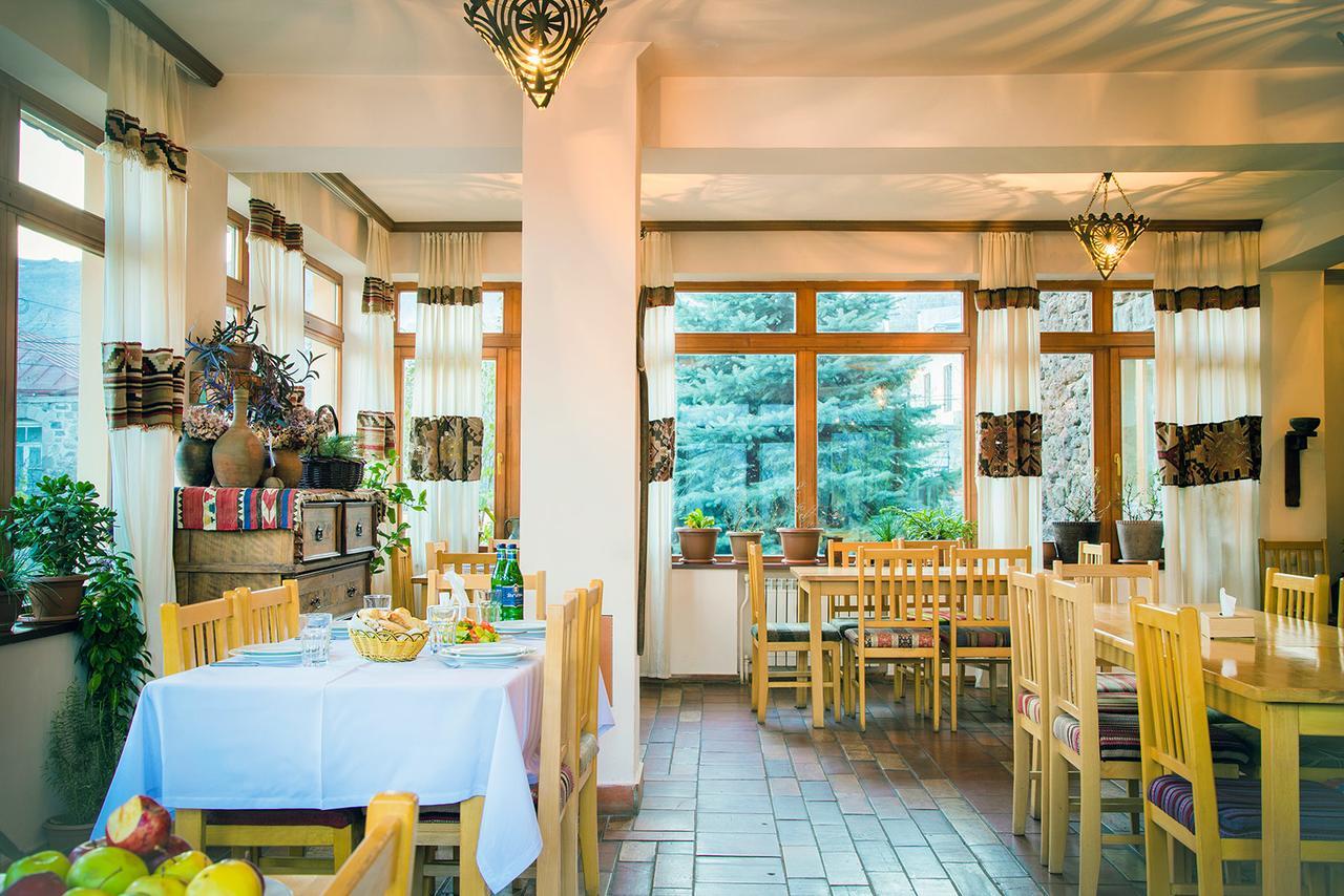 Hotel Mirhav Goris Εξωτερικό φωτογραφία